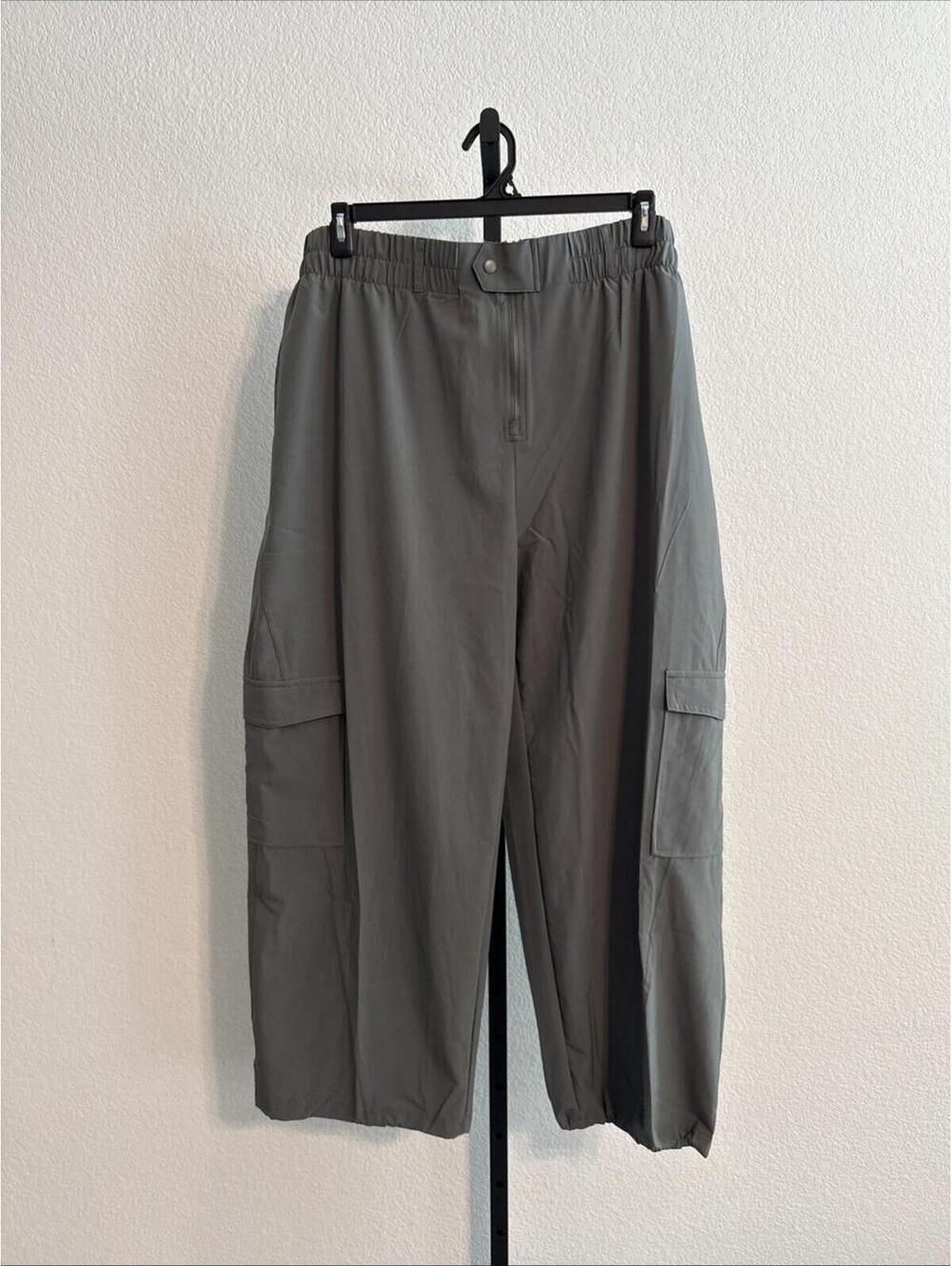 NWT TWO Avia Womens XXXL (22) Woven Pants & Outdoor Ripstop Pants